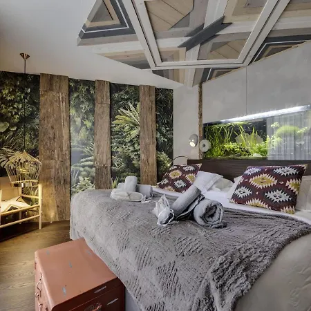 Luxueux Avec Et Jacuzzi Au Pied Des Pistes A - Fr-1-641-1 Tignes