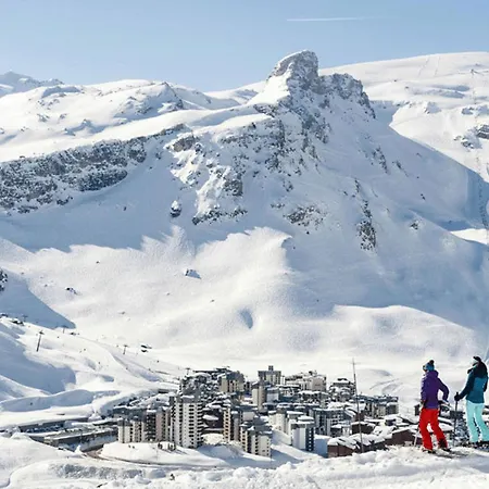Luxueux Avec Et Jacuzzi Au Pied Des Pistes A - Fr-1-641-1 Lägenhet